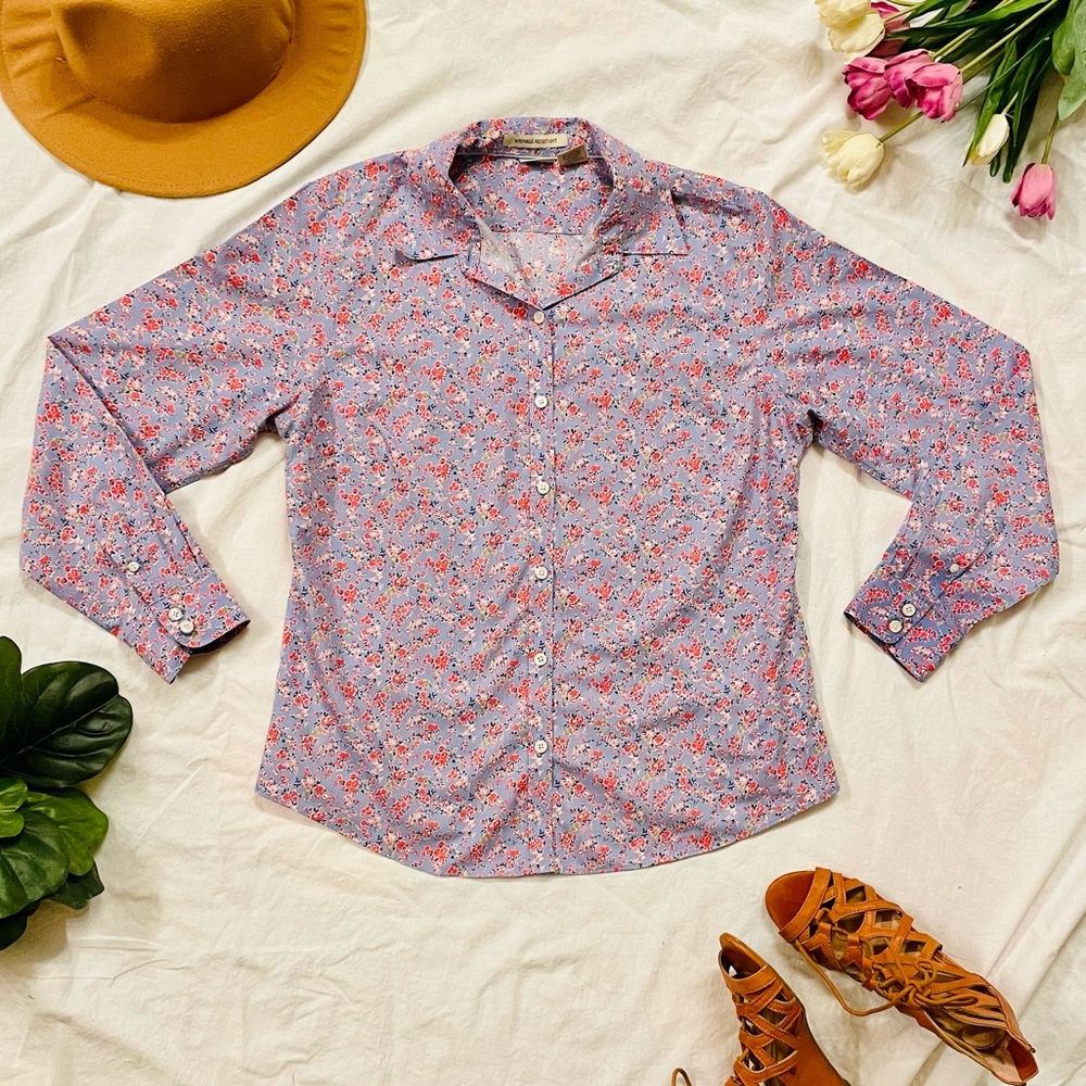 L.L. Bean Wrinkle Resistant Purple Floral Button Down Shirt Women’s Medium